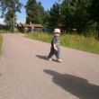 Bram heeft er zin in, we gaan wandelen!!